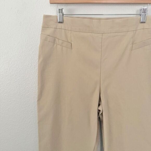 CHICO'S | So Slimming Khaki Crop Pants Pull On Slim Pants | Size 2.5 (Large, 14) - Picture 3 of 7